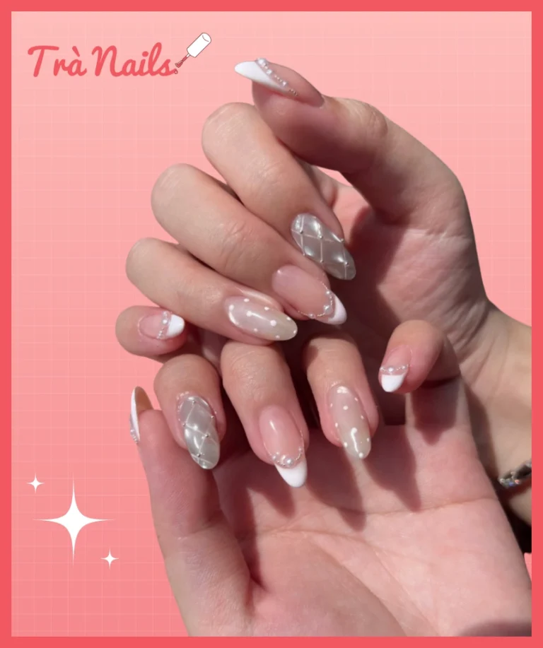 Mẫu móng trước
