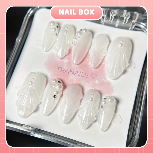 Nail box Bạch Ngọc Bay